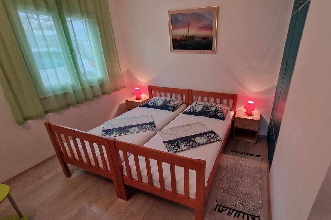 Apartments With A Parking Space Mavarstica, Ciovo - 12435 Trogir Buitenkant foto