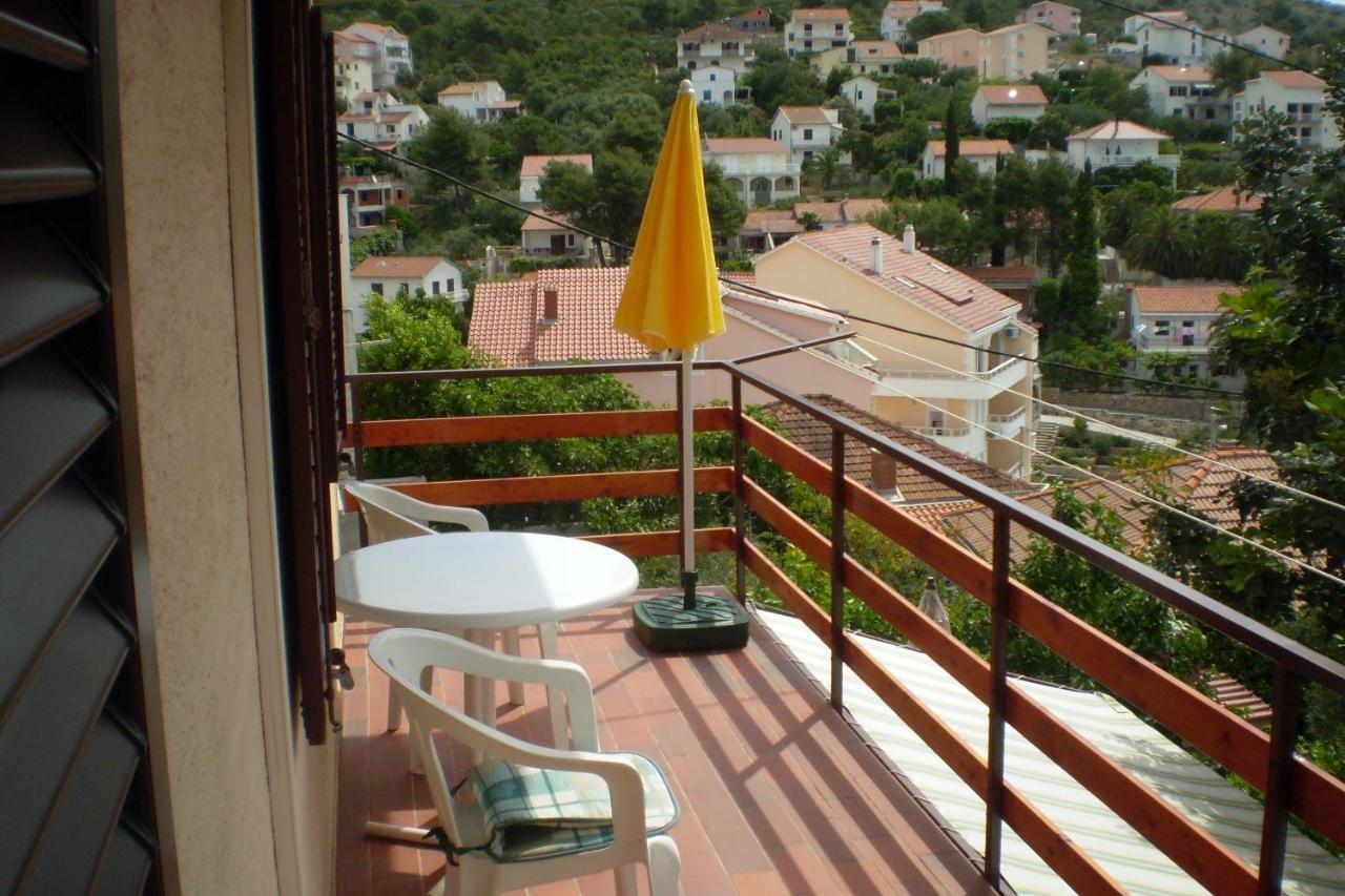 Apartments With A Parking Space Mavarstica, Ciovo - 12435 Trogir Buitenkant foto